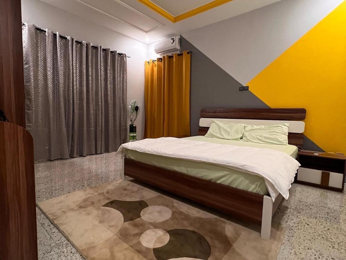Smb-Gn Residence Lambandji - Electricite Et Wifi H24 Conakry Exterior photo